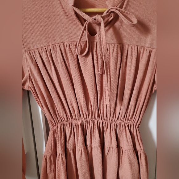 Ruched front tie dress-small - Picture 2 of 2